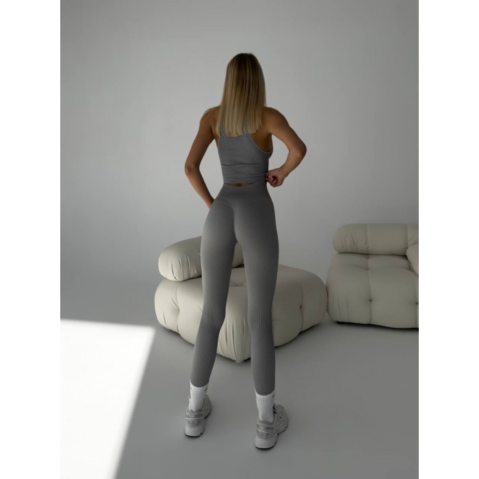 Бесшовный женский комплект в рубчик Leggings Rib + Halter Top (ULTIMATE GREY) Бесшовный женский комплект в рубчик Leggings Rib + Halter Top (ULTIMATE GREY)