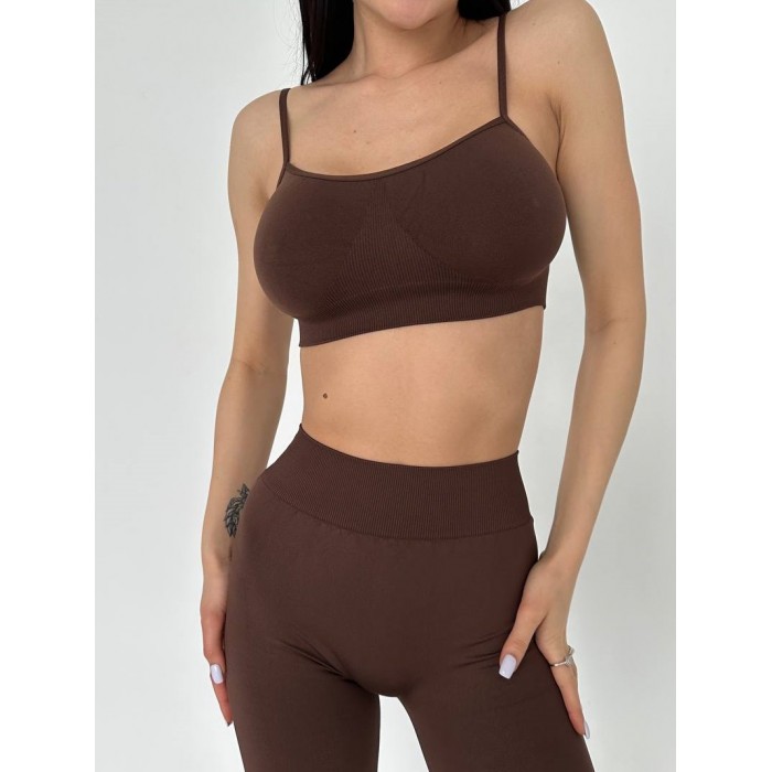 Жіночий безшовний топ на тонких шпильках Giulia Cami Top (DEEP TAUPE) Жіночий безшовний топ на тонких шпильках Giulia Cami Top (DEEP TAUPE)